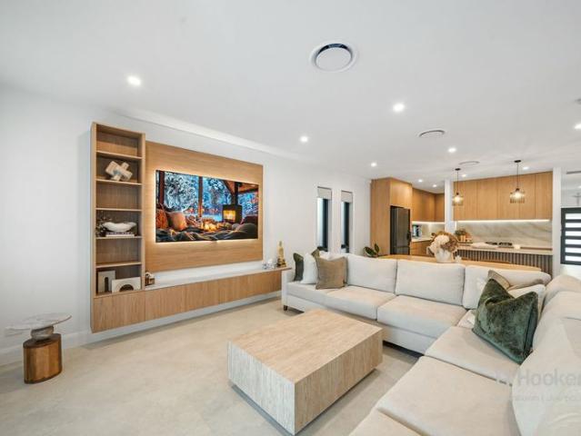 Family Residence with Versatile Studio/Retreat to Lower Level
