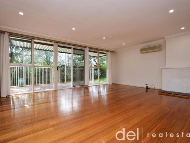Family Warmth & Court Privacy in Sought after School Zone
