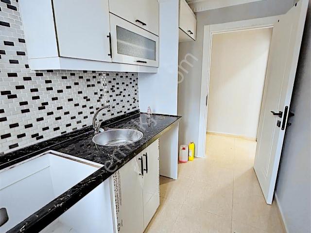 Familyadan Girne Caddesi Altında 3+1 Kiralık 140m2 Dubleks Daire