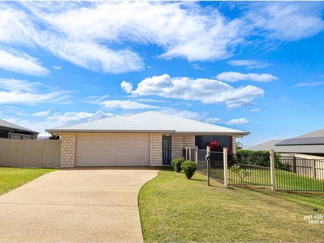 Fantastic 3 Bedroom/2 Bathroom Home in a Quiet Cul De Sac.