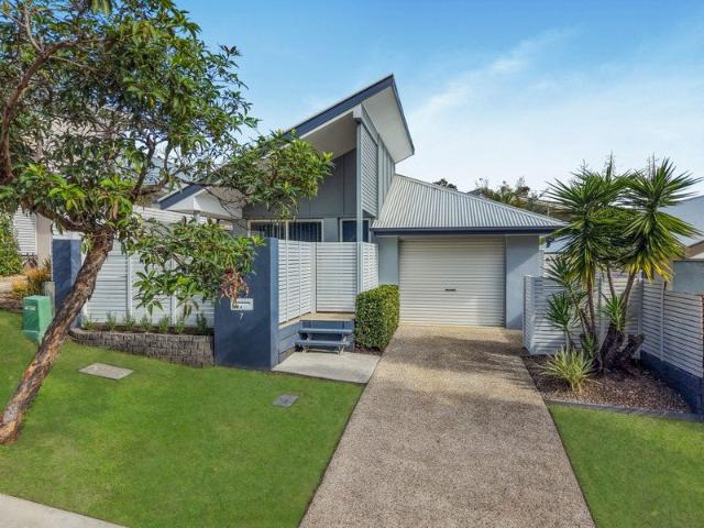 Fantastic 3 Bedroom Opportunity in Great Location!