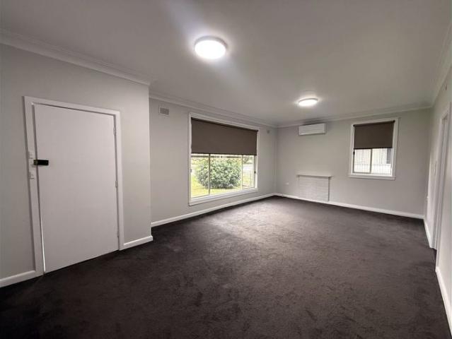 FANTASTIC 3 BEDROOM FAMILY HOME !
