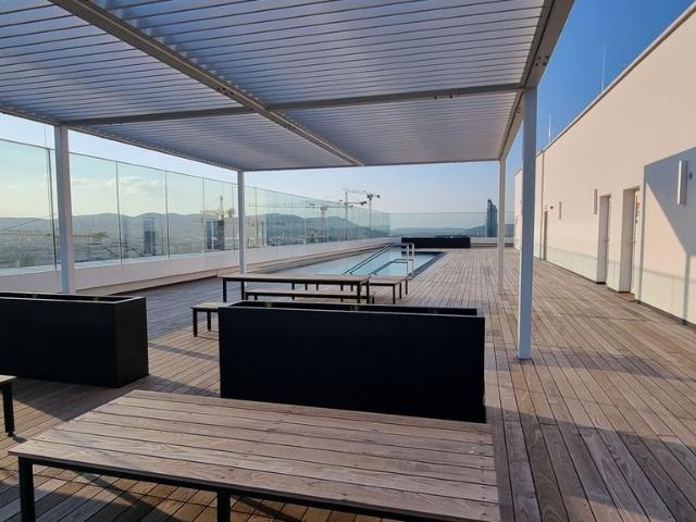 Fantastic 3 room apartment with pool in the heart of Vienna, Vienna Amsterdam Apartments for Rent
