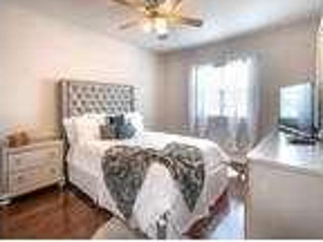 Fantastic 1BD 1BA Available Today $1388/Month