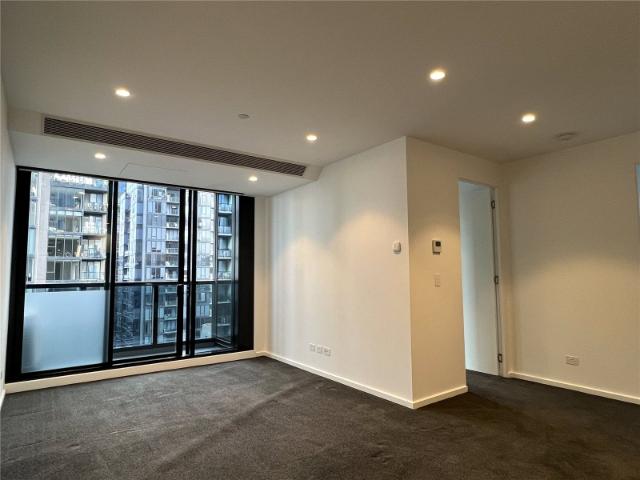 Fantastic 2 bedroom apartment in this stylish building