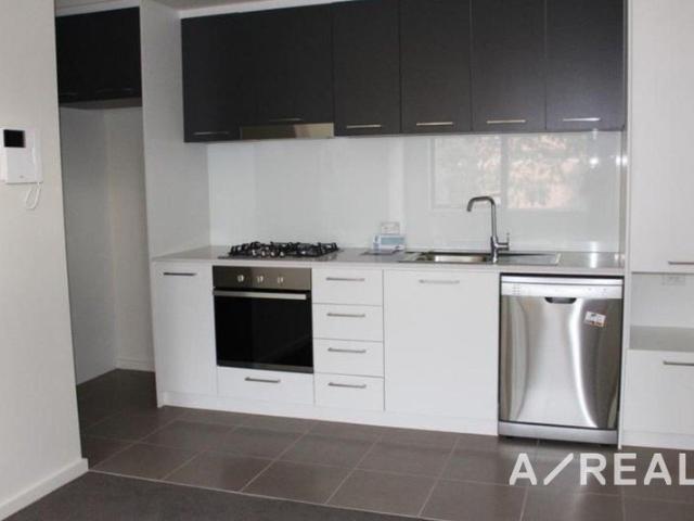 Fantastic 2 Bedroom Apartment in central location of Uni Hill