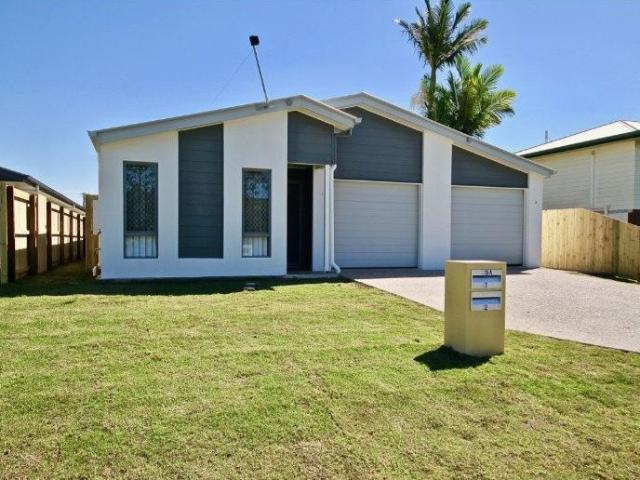 Fantastic 4 Bedroom Family Home with Secure Yard in a Quiet Street