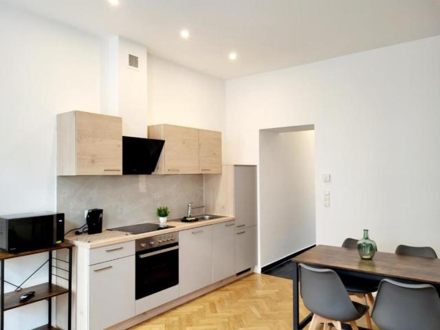 Fantastic, charming apartment in vibrant neighbourhood
