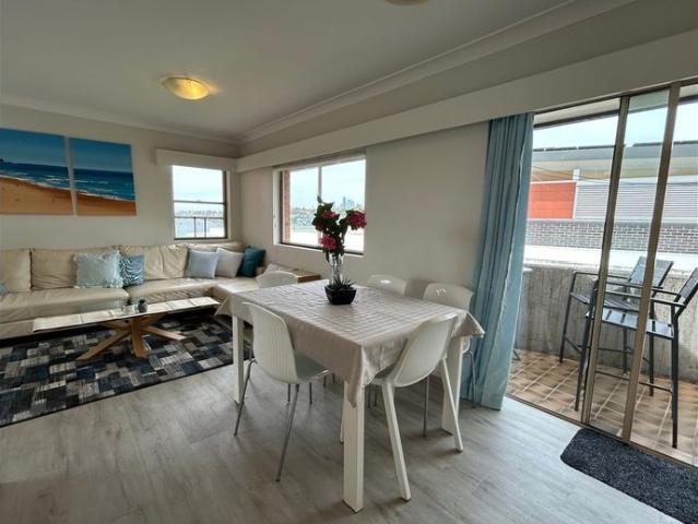 Fantastic apartment in waterfront boutique complex available for lease 14th July ONWARDS
