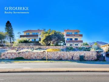 FANTASTIC BEACHSIDE INVESTMENT BUYING OPPORTUNITY!