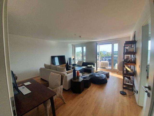 Fantastic beautifully furnished 1 bedroom apartment with unique view on the Spree