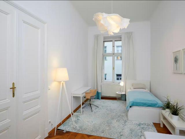 Fantastic & bright studio with nice city view, Graz Amsterdam Apartments for Rent