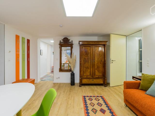 Fantastic & great studio in Lichtenberg,quiet street, Berlin Amsterdam Apartments for Rent