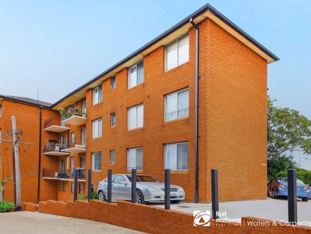 Fantastic Ground Floor Opportunity in a Prime Location