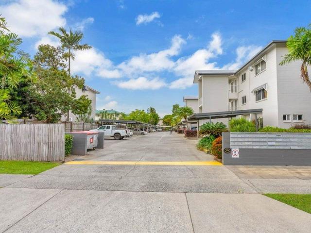 FANTASTIC GROUND FLOOR STUDIO UNIT LOW BODY CORPORATE LEVIES