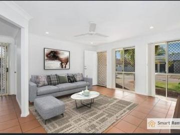 Fantastic Douglas Home with Solar!