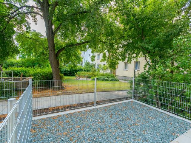 Fantastic duplex apartment with atrium and garden