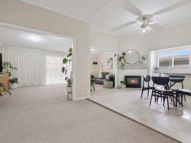 Fantastic Family Home In Prime Location