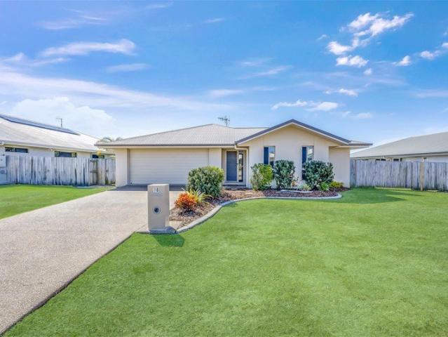 FANTASTIC FAMILY HOME IN PRIME SEASIDE LOCATION
