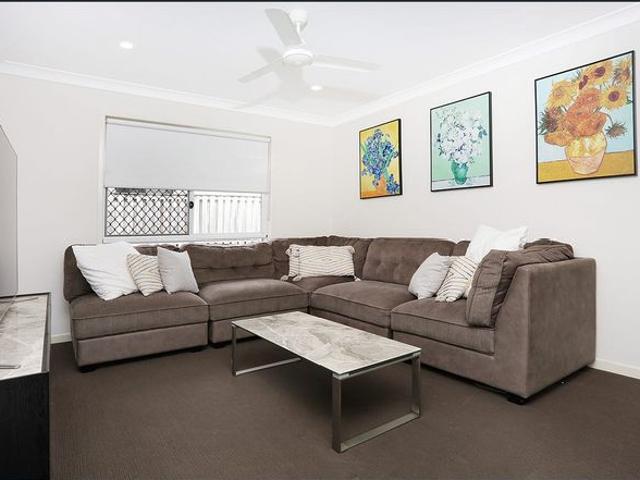 Fantastic Family Home with Parkland at Your Doorstep
