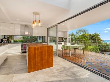 Fantastic family home with practical living spaces & ocean views