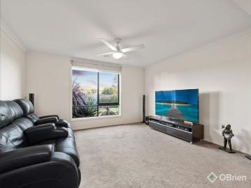 Fantastic Family Living with so much to offer!