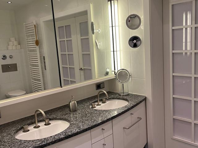 Fantastic & fashionable home in München, Munchen Amsterdam Apartments for Rent