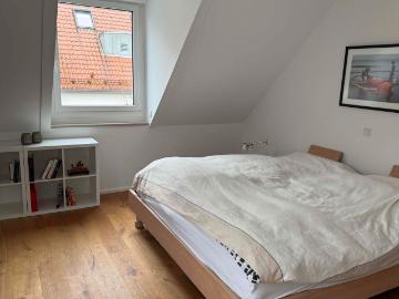 Fantastic, fully furnished 3 room flat with south facing loggia