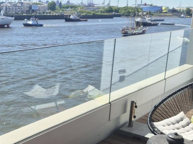 Fantastic holiday apartment in Hamburg's HafenCity with spectacular water view!