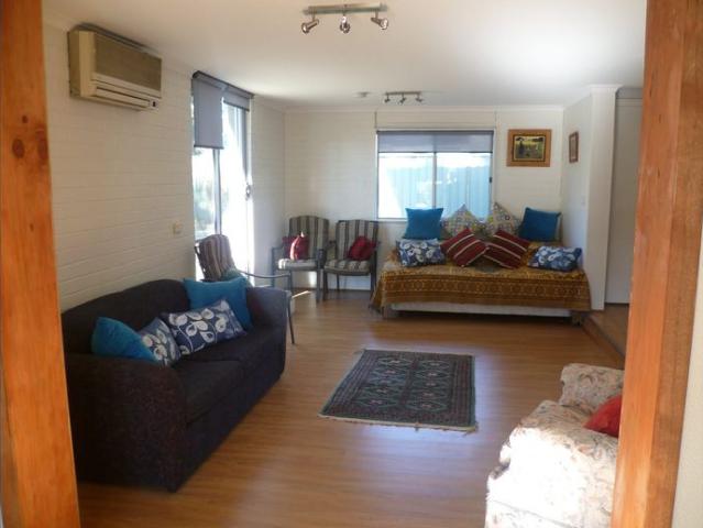 FANTASTIC HOLIDAY HOME IN A GREAT LOCATION