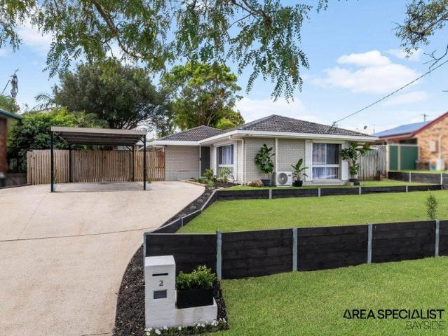 Elevated Entertainer on 840m² | Quiet Cul de Sac | Walk to Everything