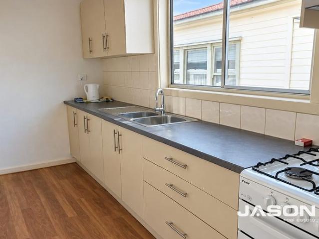 FANTASTIC HOME IN A PRIME LOCATION!