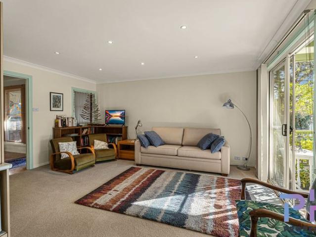FANTASTIC HOME IN FLORA HILL