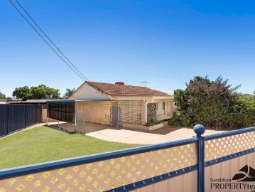 Fantastic Investment Opportunity or Entry Level Occupier Hesitate & Miss