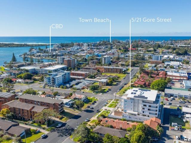 Fantastic Opportunity In The Heart Of Town