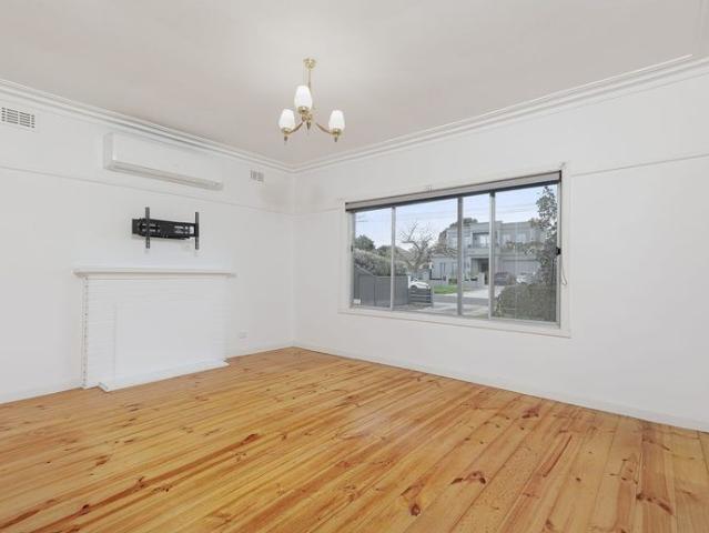 Fantastic location!