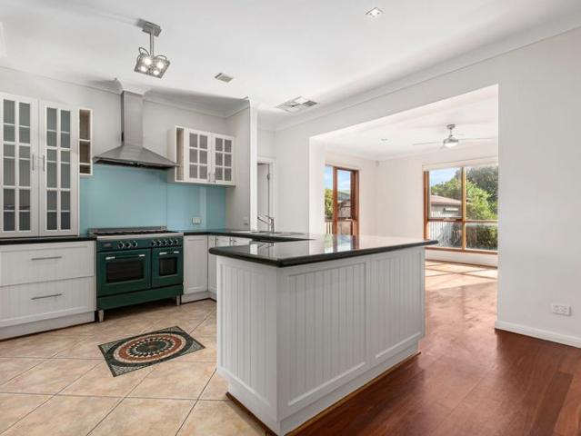 FANTASTIC LOCATION IN TIGHTLY HELD STREET