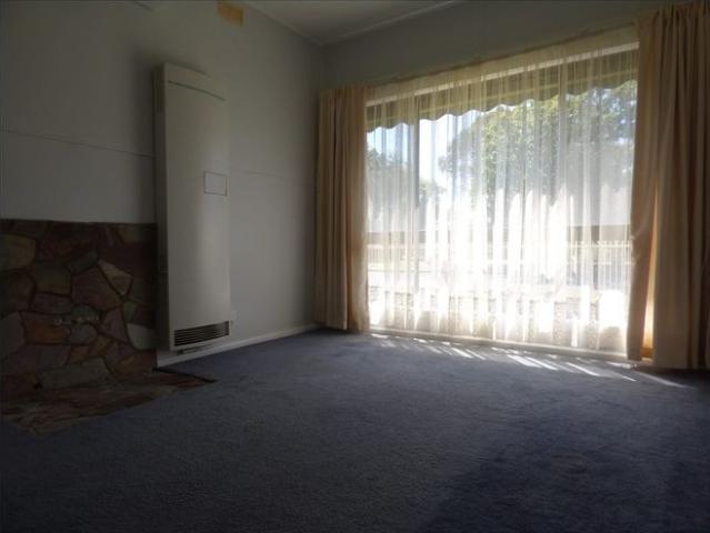 Fantastic Location Just Minutes From Town – Right Here In Traralgon