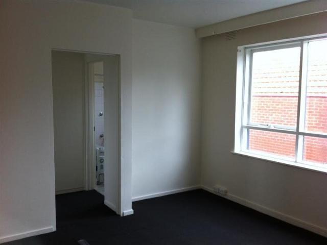 Fantastic Location one bedroom Apartment