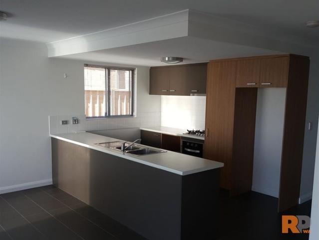 Fantastic Location Overlooking the Golf Course