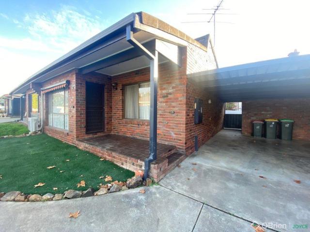FANTASTIC LOCATION WALK TO CBD