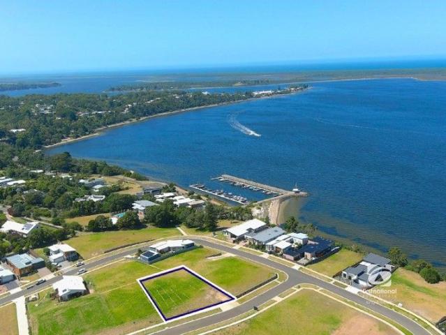 FANTASTIC LAKE VIEW LAND