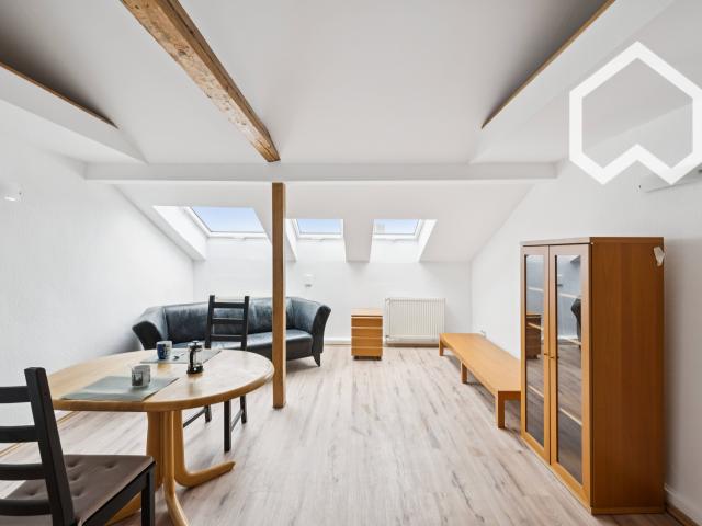 Fantastic, light filled loft apartment – urban living in Offenbach, just minutes from the ECB and Frankfurt