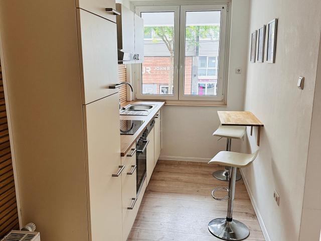 Fantastic, neat home in Essen Rüttenscheid, Essen Amsterdam Apartments for Rent