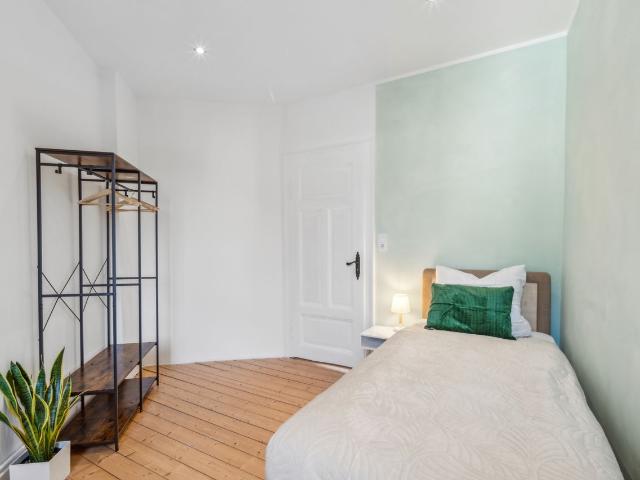 Fantastic & neat studio, Wiesbaden, Wiesbaden Amsterdam Apartments for Rent