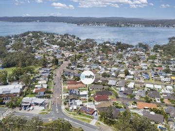 Tuggerah Lake, Jilliby, Wyong Region, Snapper Island