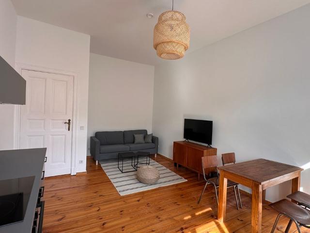 Fantastic studio, Berlin Amsterdam Apartments for Rent