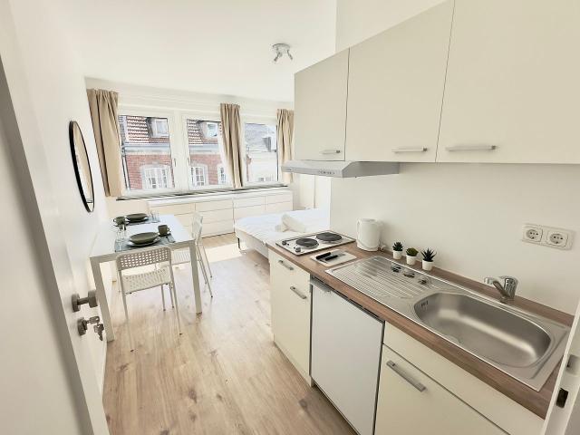 Fantastic Studio in Aachen, Aachen Amsterdam Apartments for Rent