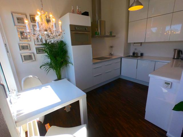 Fantastic studio in Köln with small terrace, Koln Amsterdam Apartments for Rent