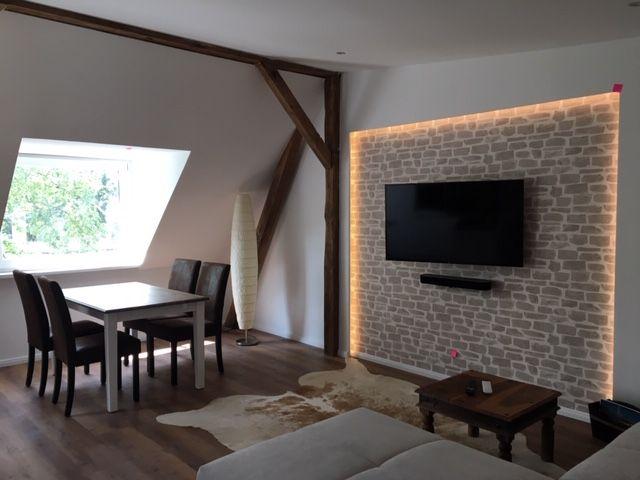 Fantastic, stylish loft. Central location between the city center and the airport